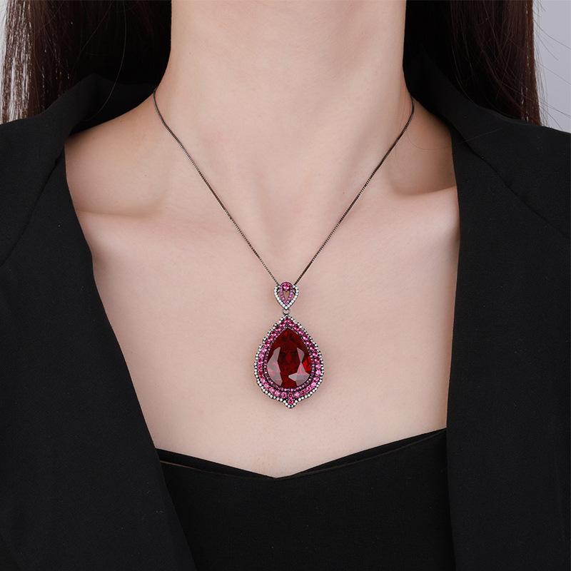 Jewelry Copper Bottom Gold-Plated Simulation Red Corundum Large Water Drop Black Gold Pendant Necklace Main Stone 18 * 25