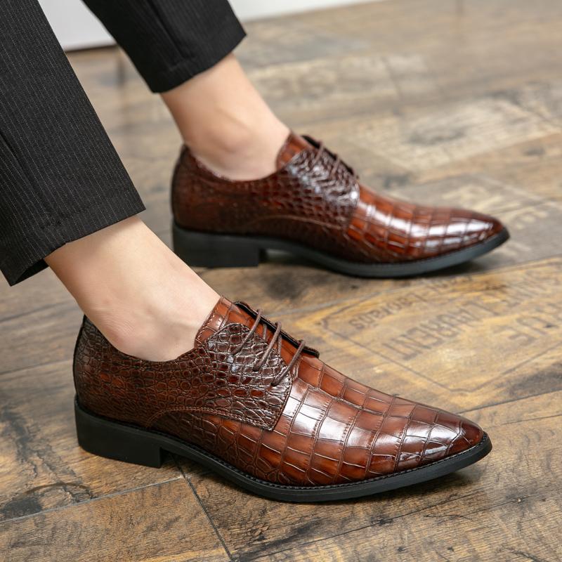 Classic Dress Shoes Man British Business Party Oxford Very Pointed Leather Shoes For Men Formal Leather Social Shoes Men