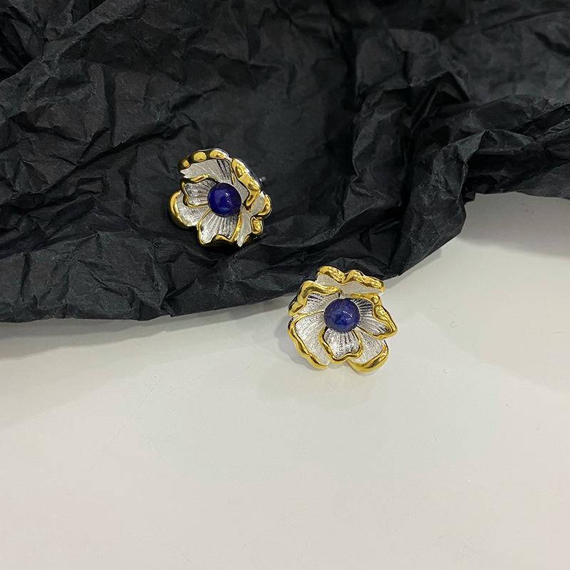 Retro Lapis Lazuli Flower Earrings for Women Heavy Industry Fashion Handsome New Earrings