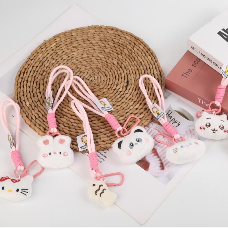 Kreskówkowy Pluszowy Kotek Niedźwiadek Brelok Zawieszka Lalka Ornament