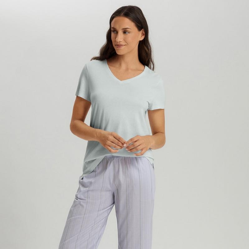 Hanro V Neck ShorT sleeVe T shirT 74842 Vapor whiTe 