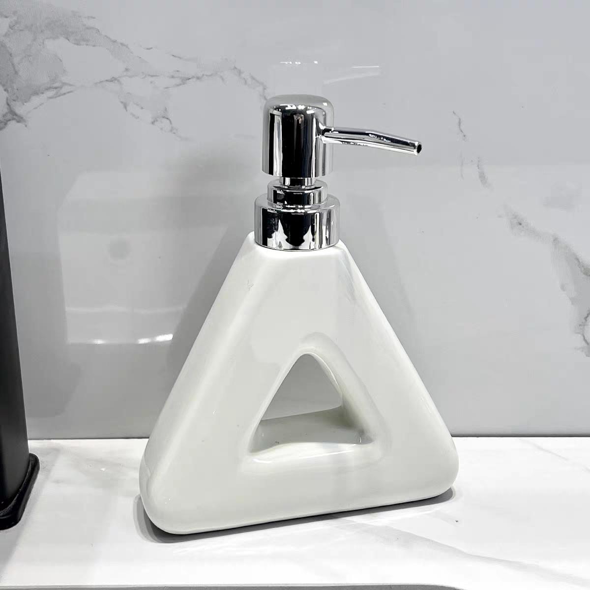 

Диспенсер для мыла и геля для ванной Dispensador De Agua Диспенсер для жидкого шампуня Кухонные принадлежности Лосьон Дезинфицирующее средство для рук Family