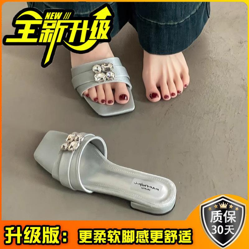 Niche Ladies One-word Cool Slippers Spring and Summer French Gemstone Rhinestone Foreign Trade Fashion Outer Wear Flat Bottom One-word Sandals Women