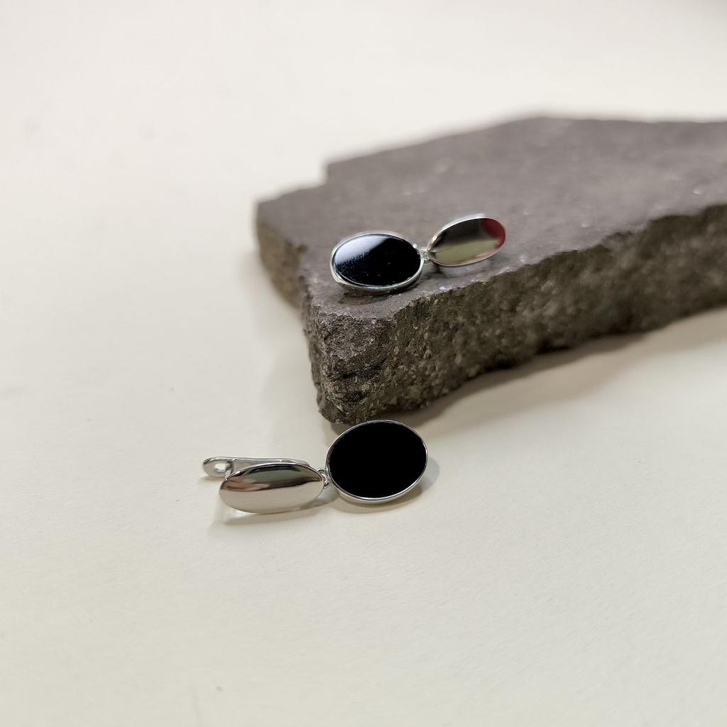 Silver Earrings with Natural Onyx (60002120)