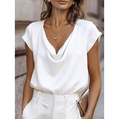 Blusa de mujer con cuello drapeado y manga corta