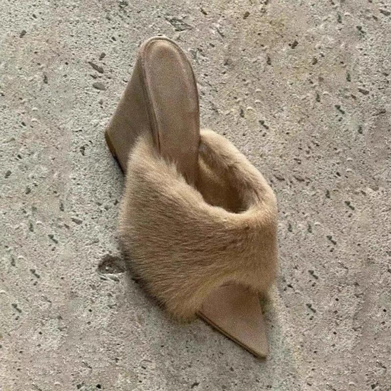 Fashion Fluffy Women Slippers Wedges Sandals Pointed Toe High Heels Shoes 2025 Winter Designer Brand Party Dress Shoes Sexy Flip Flops