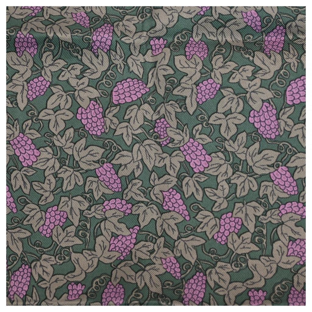 Auth HERMES Petit Carre Scarf Grape Pattern Green He7707kk