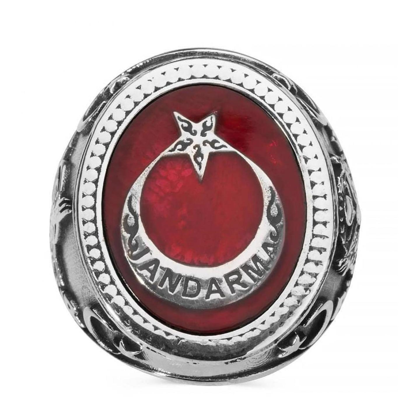 

Жандармерское кольцо с надписью «Мы умираем один раз, живем тысячу».