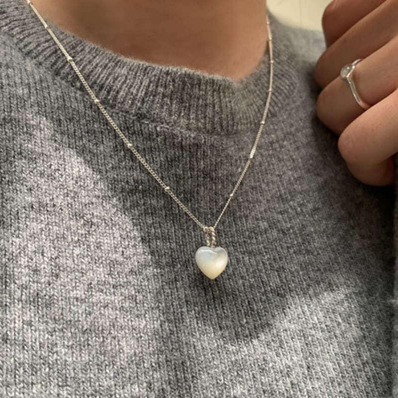 Melliv Silver Heart Plump Mother-of-Pearl Necklace_mvn36