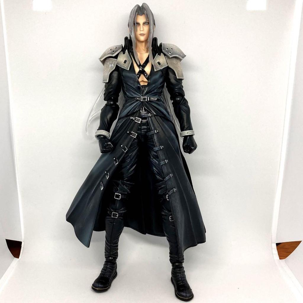 [USED] Sephiroth Final Fantasy 7 Play Arts Kai figure (opened)