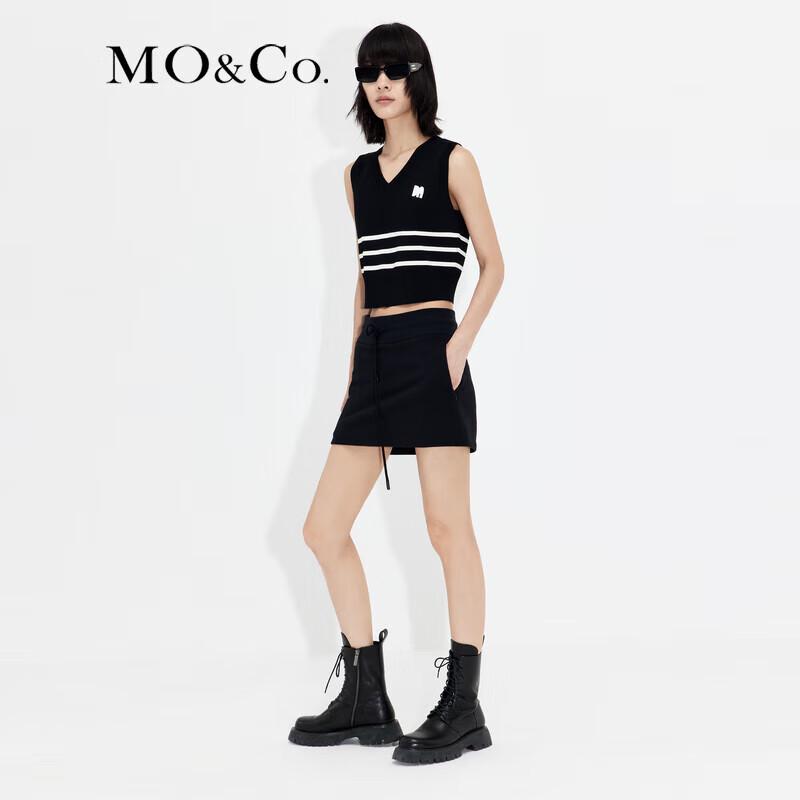 MO&Co. Striped Rib-Knit V-Neck Cropped Vest