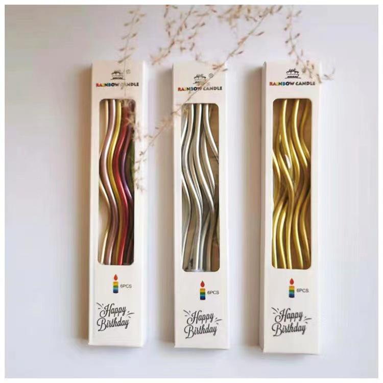 Gold-Stemmed Long Candles for Romantic Wedding Dinner