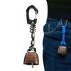 Sino de Urso para Caminhada ao Ar Livre Acampamento Sino de Vaca Alto de Ferro Fundido com Cordão Trançado à Mão, Chaveiro Anti-Perda para Mochilão Caminhada
