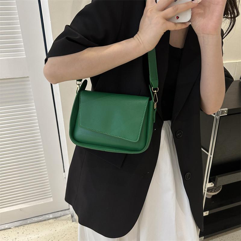 Stylish Minimalist Small Square Handbag For Women In Trendy Colors Perfect For Casual Outfits