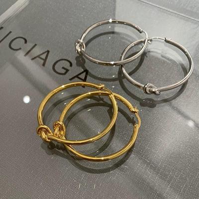 Orecchini a Cerchio Nodo Bicolore Europei e Americani: Orecchini a Bottone di Lusso Cerchio Oro e Argento per Donna.