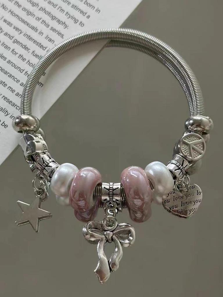 Y2K Millennium Beaded Bracelet: Sweet & Cool, Colorful Korean Style, Girlish Heart Design, Hot Girl Fashion.