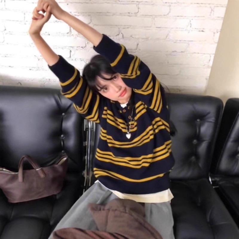 Autumn and winter new long-sleeved polo collar casual contrasting striped knitted sweater jacket retro sweater top