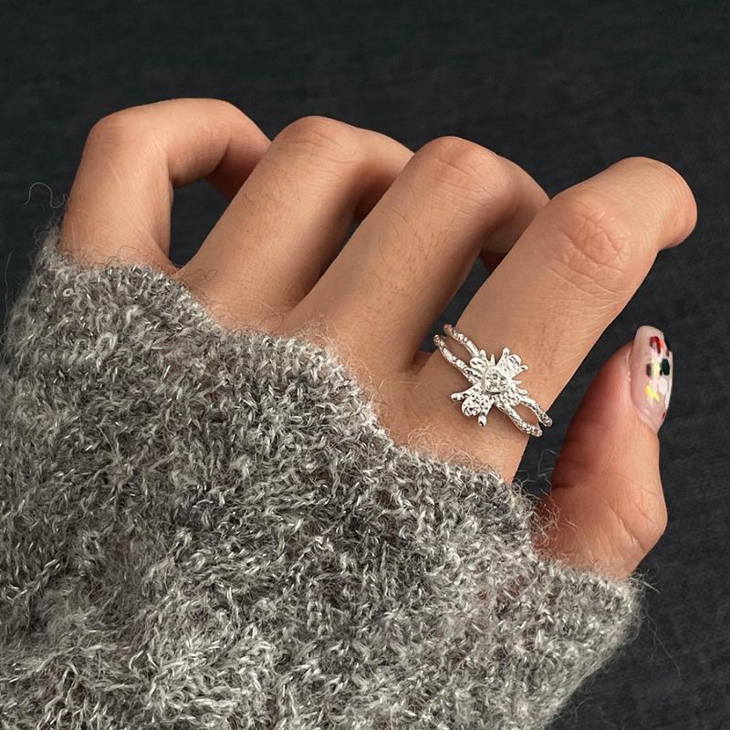 Anello Semplice Retrò Industria Pesante Argento Sterling 925 da Donna Senso di Alta Gamma Lusso Leggero Coreano Ins Vento Freddo Design di Nicchia Gioielleria