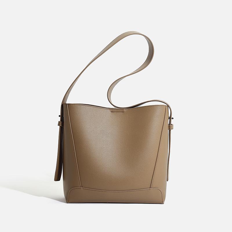 2025 Spring New Niche Women s Bag Fashionable Commuting Shoulder Bag High-Quality Versatile Handbag хаки