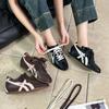 Cowhide Version ~ Retro Contrast Stitching Women's Leather Casual Sneakers Soft Soles Comfortable Ribbons