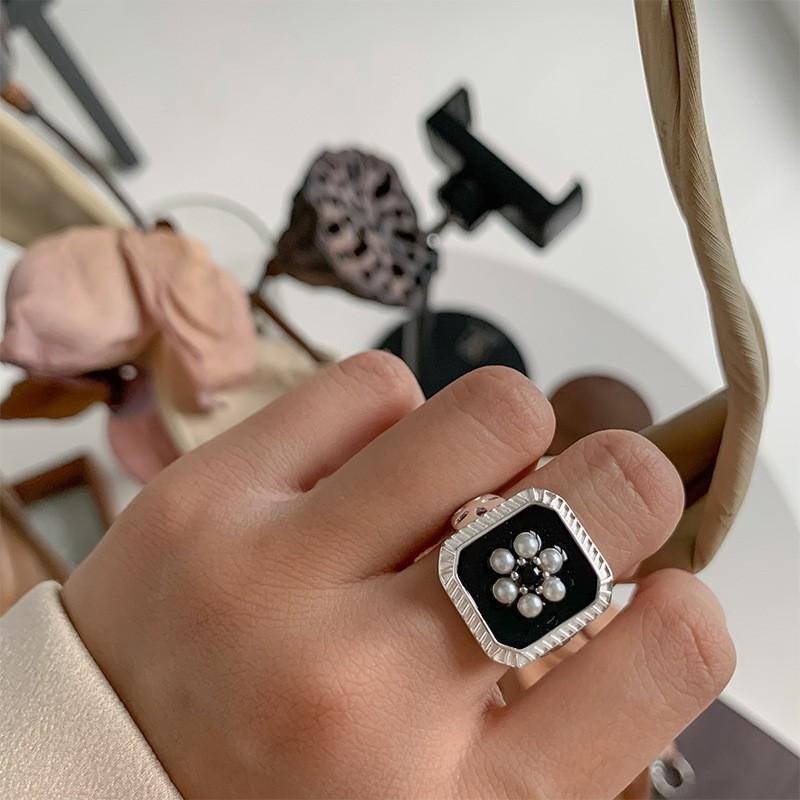 Pure Unique S925 Silver Geometric Design Ring Chic Accessory For Women Stylish