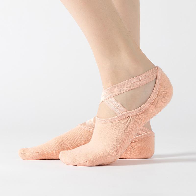 

Женские утолщенные профессиональные нескользящие силиконовые спортивные носки-лодочки для фитнеса, йоги, пилатеса, для занятий в помещении, весна и осень 1 pair телесный