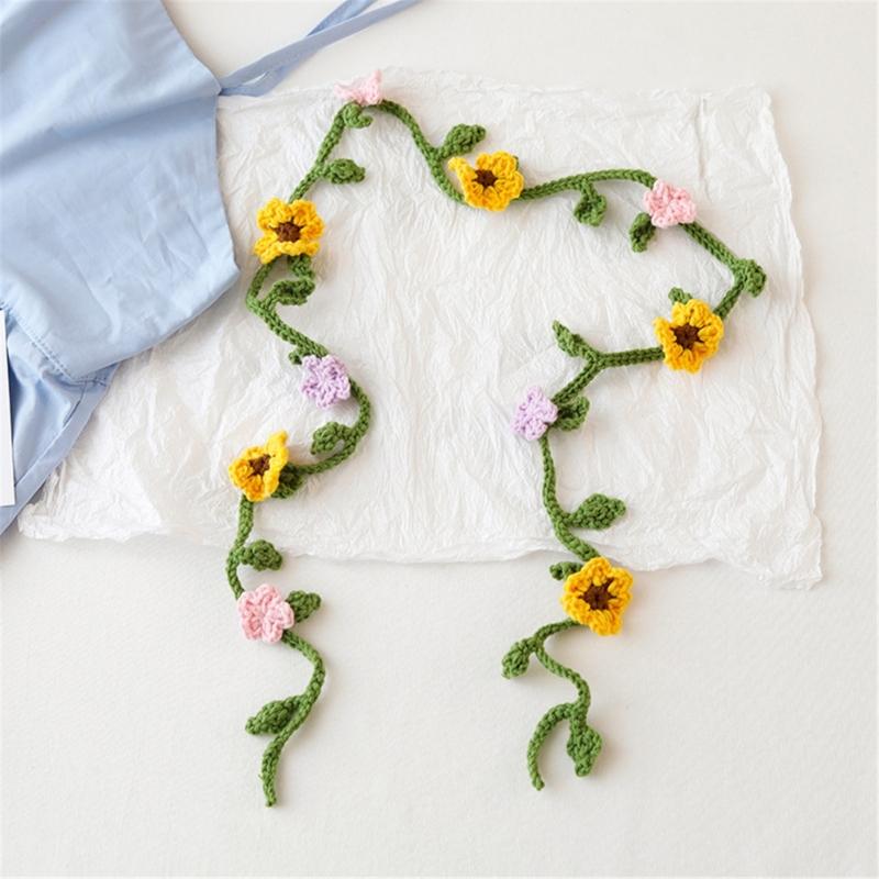 Flower Decorated Long Waist Chain Handmade Beaded Phone Creative Lanyard for Fashionable Women