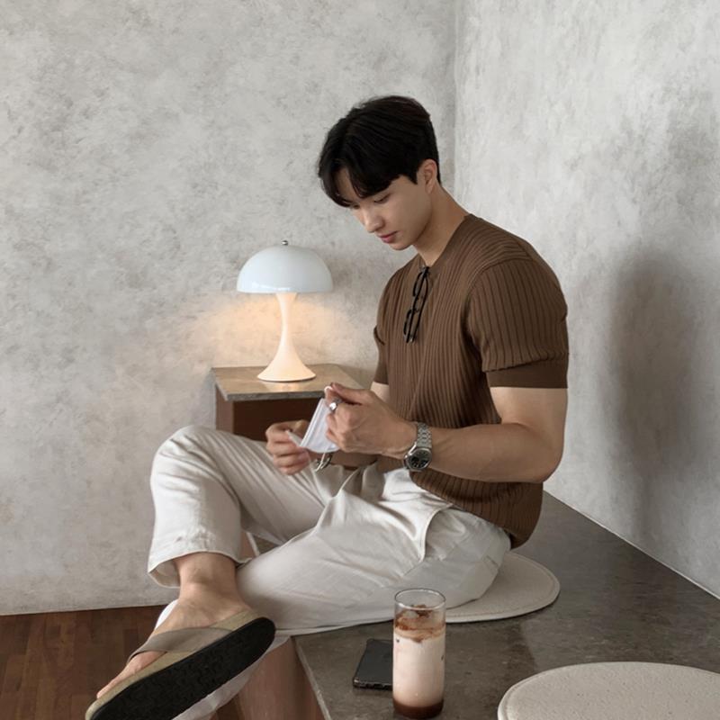 Trendy Slim-Fit Sommer-Strick-T-Shirt für Herren – Leicht & Atmungsaktiv Rundhals