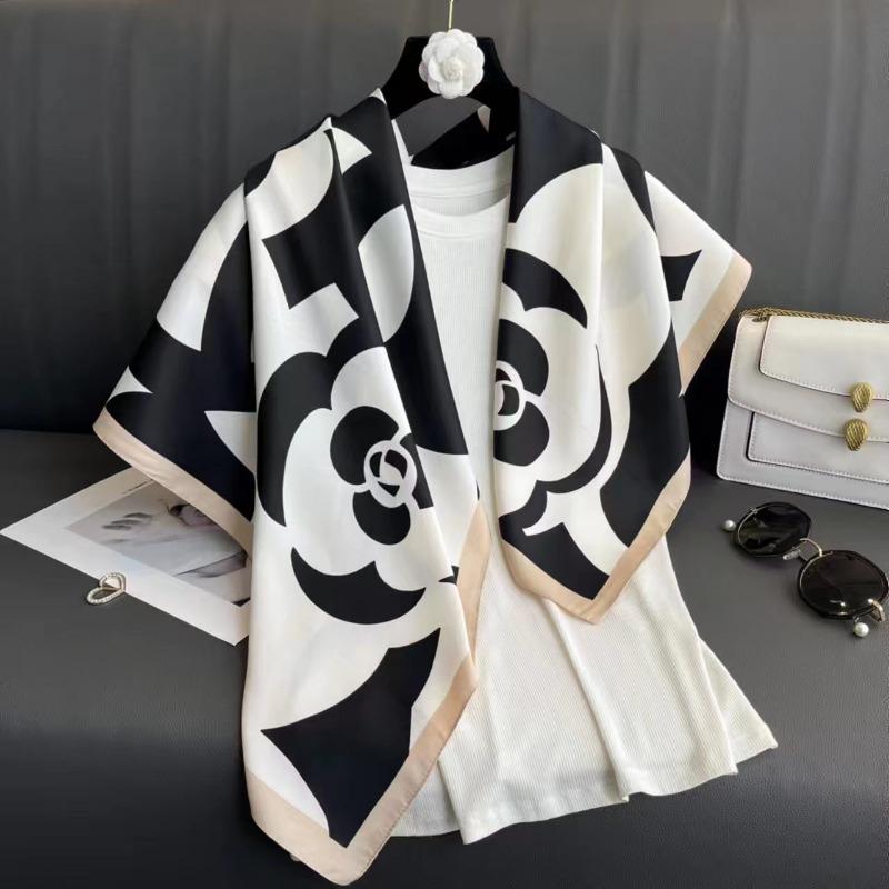 Fashion Printed Square Scarf 90cm Sunscreen Neck Scarf For Women