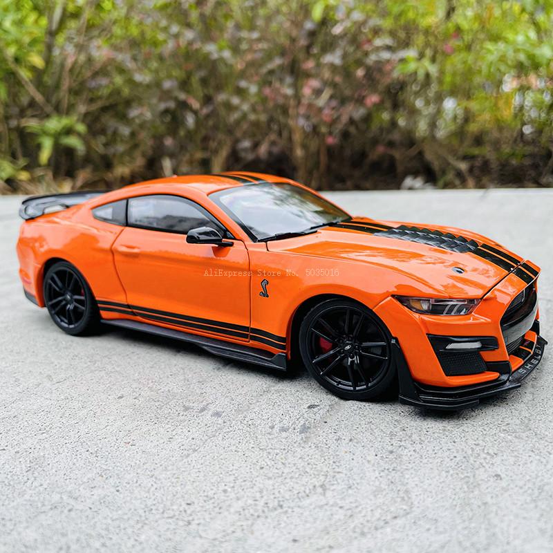 LLP19 Maisto 1:24 The new Ford 2020 Mustang Shelby GT500 alloy car model handicraft decoration collection toy tool gift Die casting