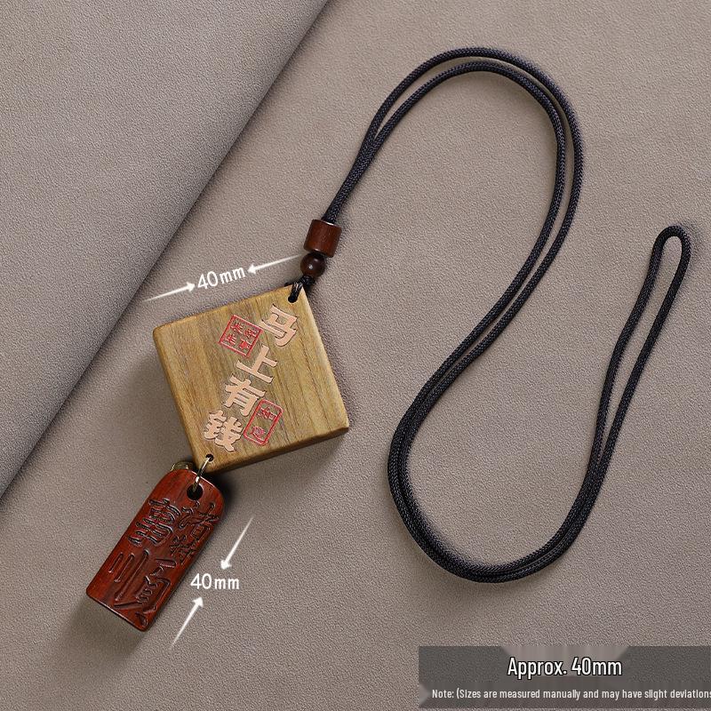 Rosewood Green Sandalwood Car Pendant: Elegant Chinese-Style Rearview Mirror Ornament