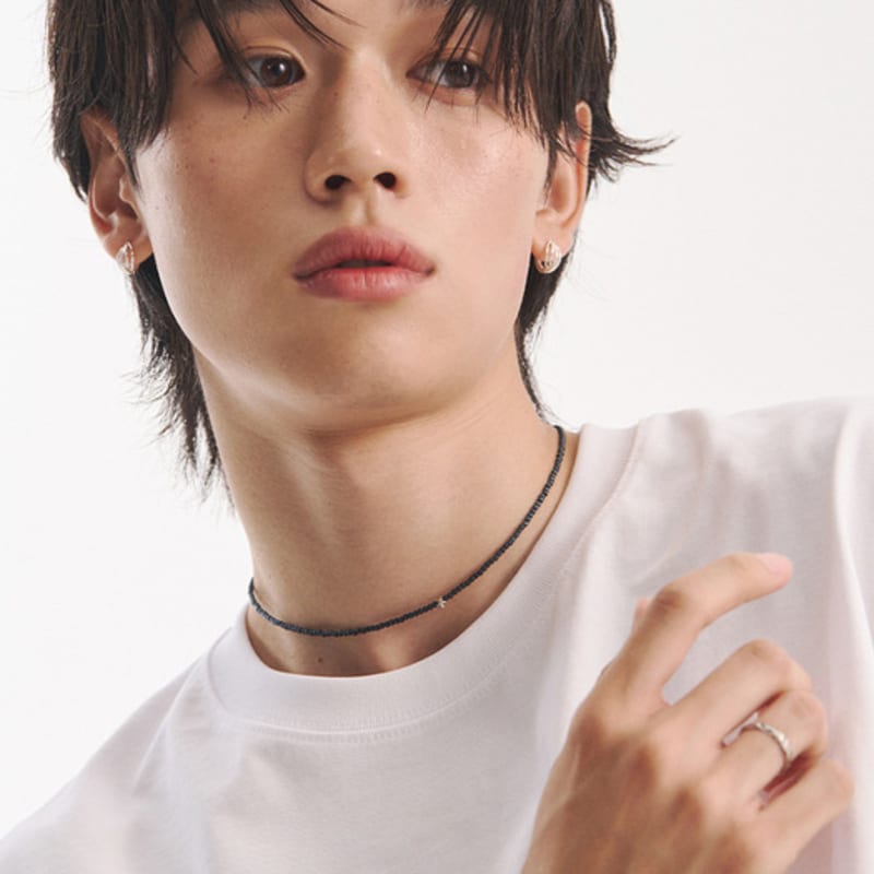 Tout Tiny Beads Star Necklace