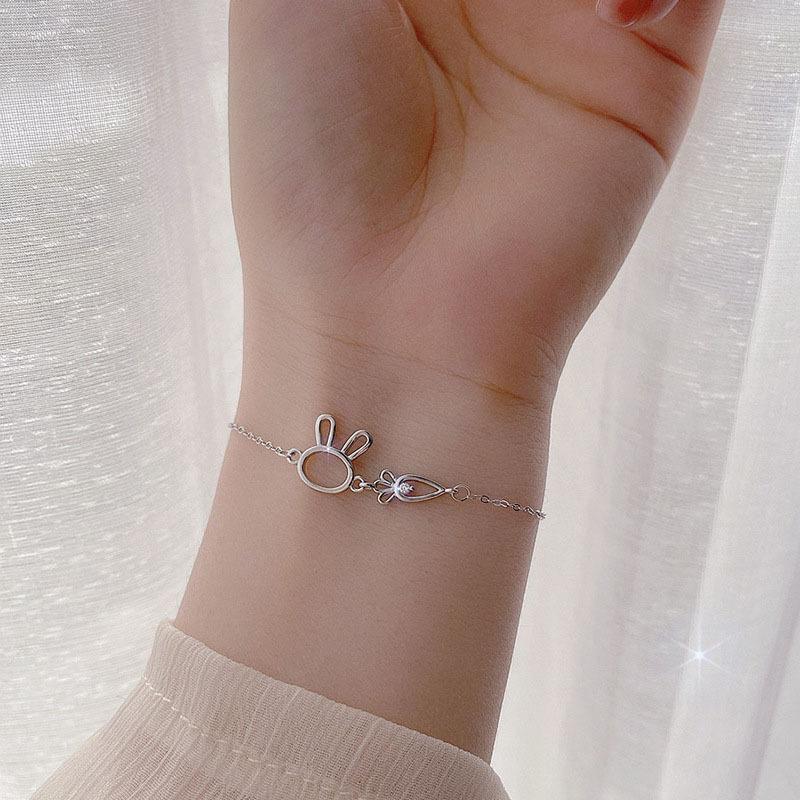 Diamond-encrusted Bunny Carrot Girlfriend Bracelet Japanese and Korean Cute Girl Heart Mori Hollow Design Bracelet