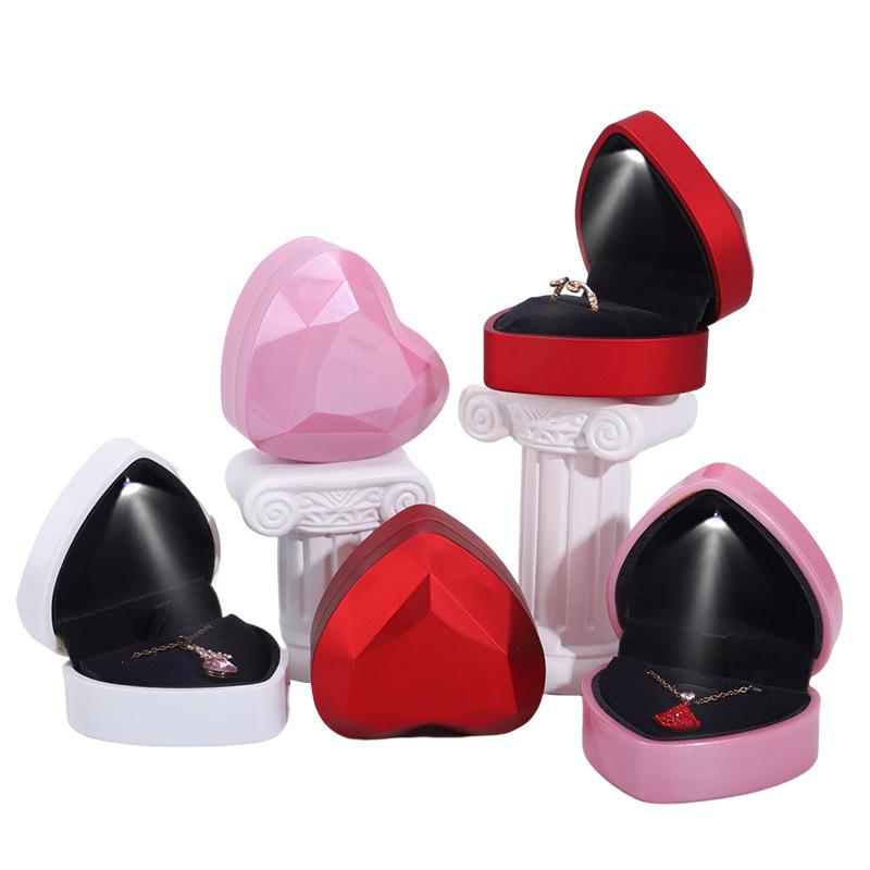Creative Heart-Shaped LED Jewelry Box for Rings, Necklaces, and Pendants