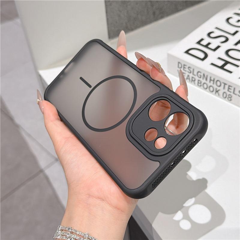 Applicable to OPPOFindX9SPro ultra-thin heat dissipation magnetic mobile phone case Reno15 matte skin-sensitive fine hole protective cover