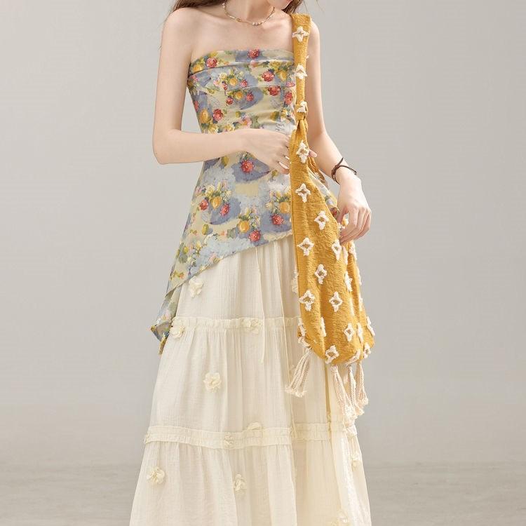Floral Print Sleeveless Crop Top With Twisted Waist For Summer Casual Wear