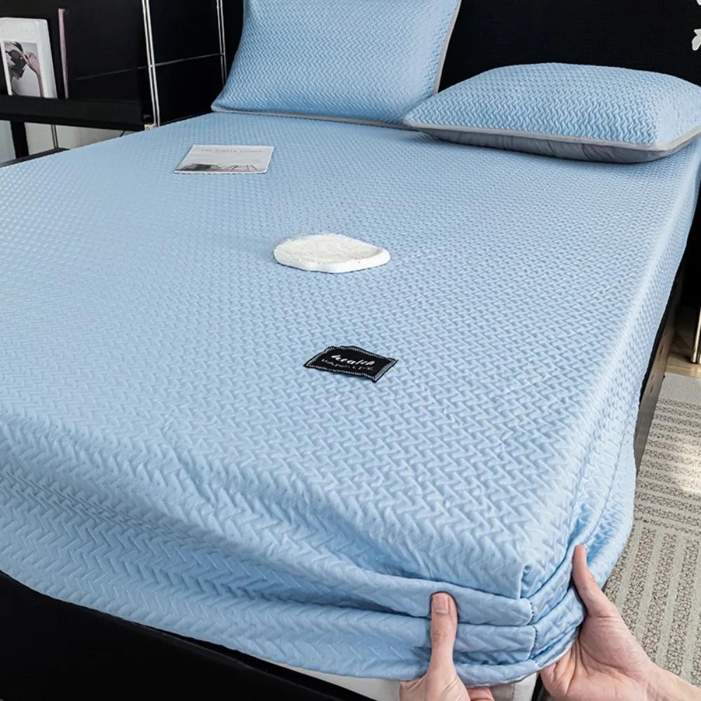 Summer Soft Breathable Cooling Mat Solid Color Skin-friendly Bed Cover Elastic Bedsheet for Bed Room Durable Non-Slip Bed Cover
