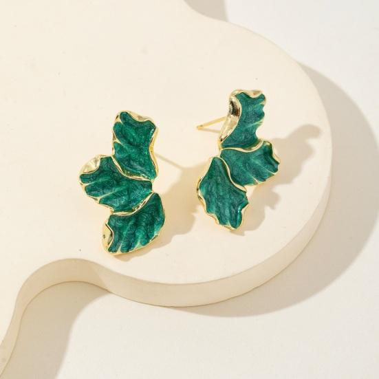 1 Pair Stud Earrings Maple Leaf Flower Women Earrings Smooth Surface Lightweight Ear Studs Jewelry Accessories