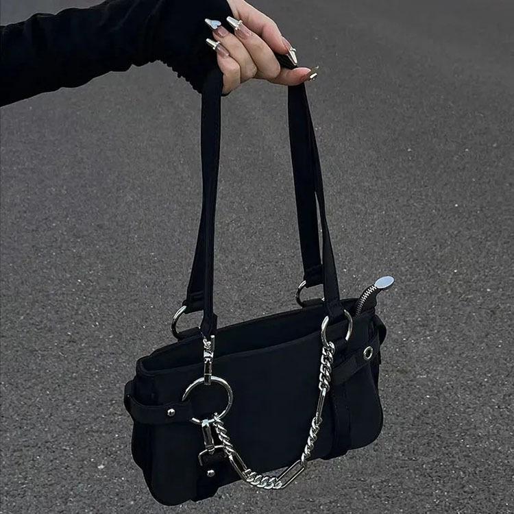 "2025 Elegant Korean Women's Motorcycle Chain Crossbody Shoulder Bag"
