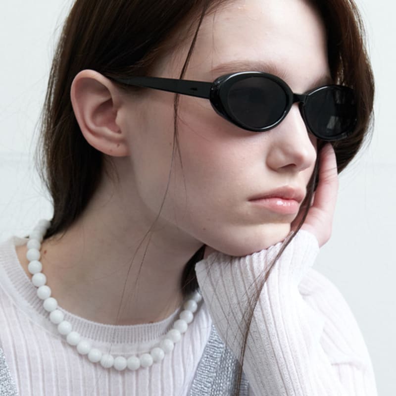 

One Brilliant Raina-OB553-Black single type