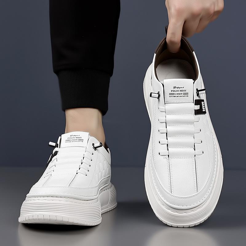 New Shoes for Men Leather Casual Platform Shoes White Thick-soled Flat Skateboard Shoes Youth Slip-on Sneaker