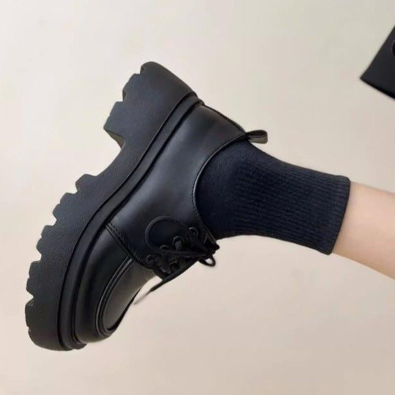 Small leather shoes women's spring and autumn new straps round head J shoes platform women