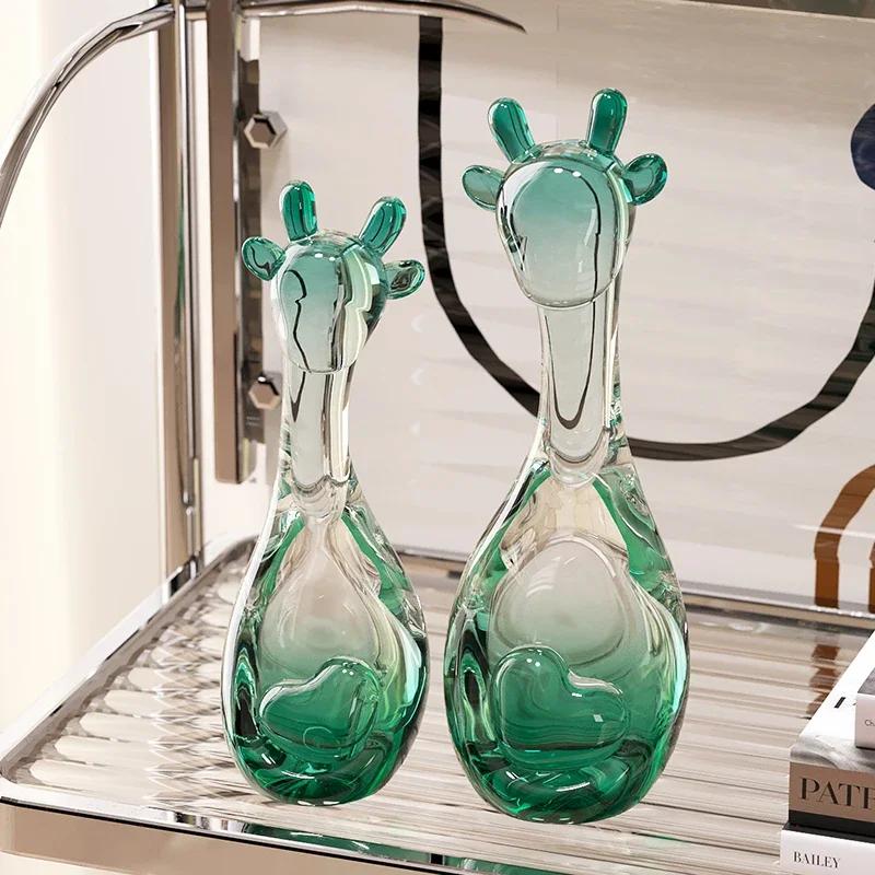 Creative Cute Transparent Giraffe Animal Sculpture Modern Home Living Room Wine Cabinet Table Decoration Accessories Craft Gifts