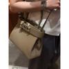 Damenhandtasche Togo Rindsleder erste Schicht Schloss Öffnen und Schließen Handtasche Tragetasche Schulter Crossbody Tragbare Damenhandtasche