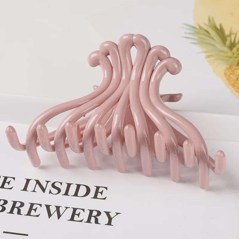Geometric Forked Claw Clip: Japanese & Korean Fashion Hair Accessory for Women
