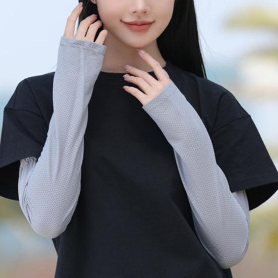 Women Sun Protection Sleeves, Cooling UV Protection Arm Sleeves with Thumb Hole, Breathable Loose Fit UV Blocking Sleeves for Hiking Cycling Driving
