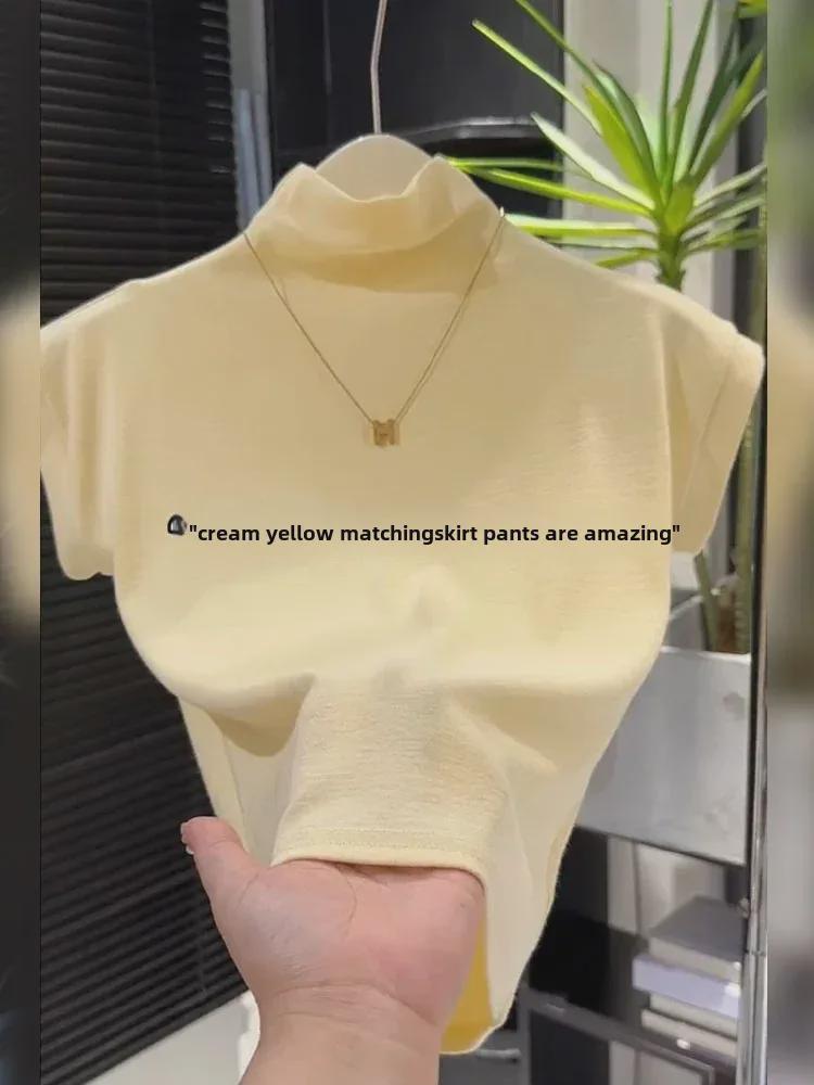 Damen Schwarzes Slim Kurzarm T-Shirt mit Halbochkragen, Frühjahr/Sommer Kollektion 2025