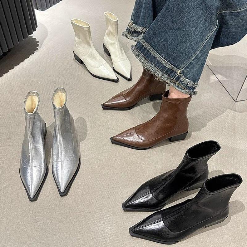 Nya spetsiga damstövletter Mode Tjock klack Smickrande Korta stövlar Höst Vinter Mjukt läder Damskor