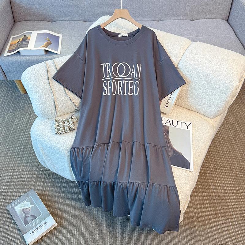 

Новое женское летнее платье большого размера в корейском стиле, с просторными футболками с короткими рукавами для повседневного и стройнящего образа 3XL серый