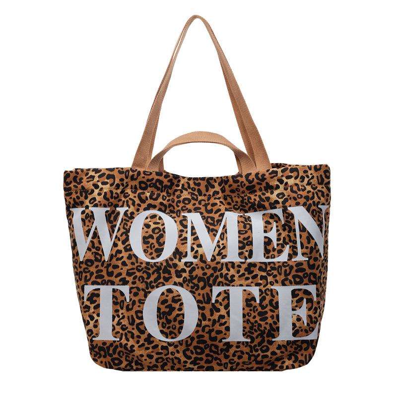 2025 Autumn New Foreign Style Fashion Casual Large Capacity Bag Trend Niche Design Women's Shoulder Tote Bag
